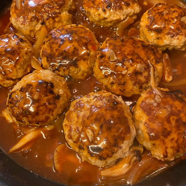 煮込みハンバーグ